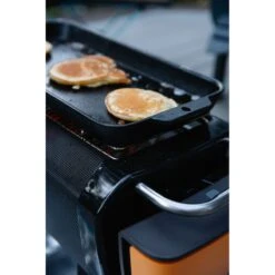 Biolite Firepit Griddle -Telt & Mat Salgsbutikk biolite firepit griddle black 3